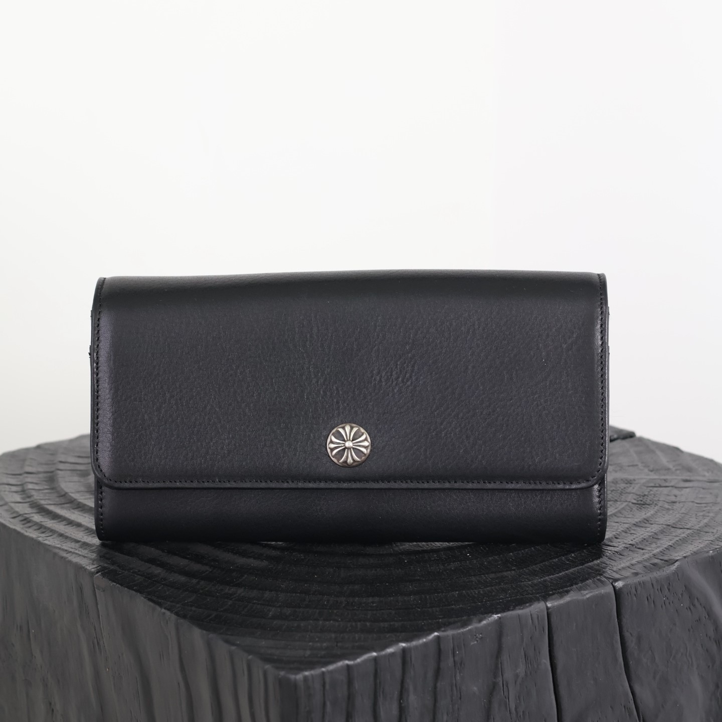 CHROME HEARTS 크롬하츠 플랩 장지갑 W052 (925실버)