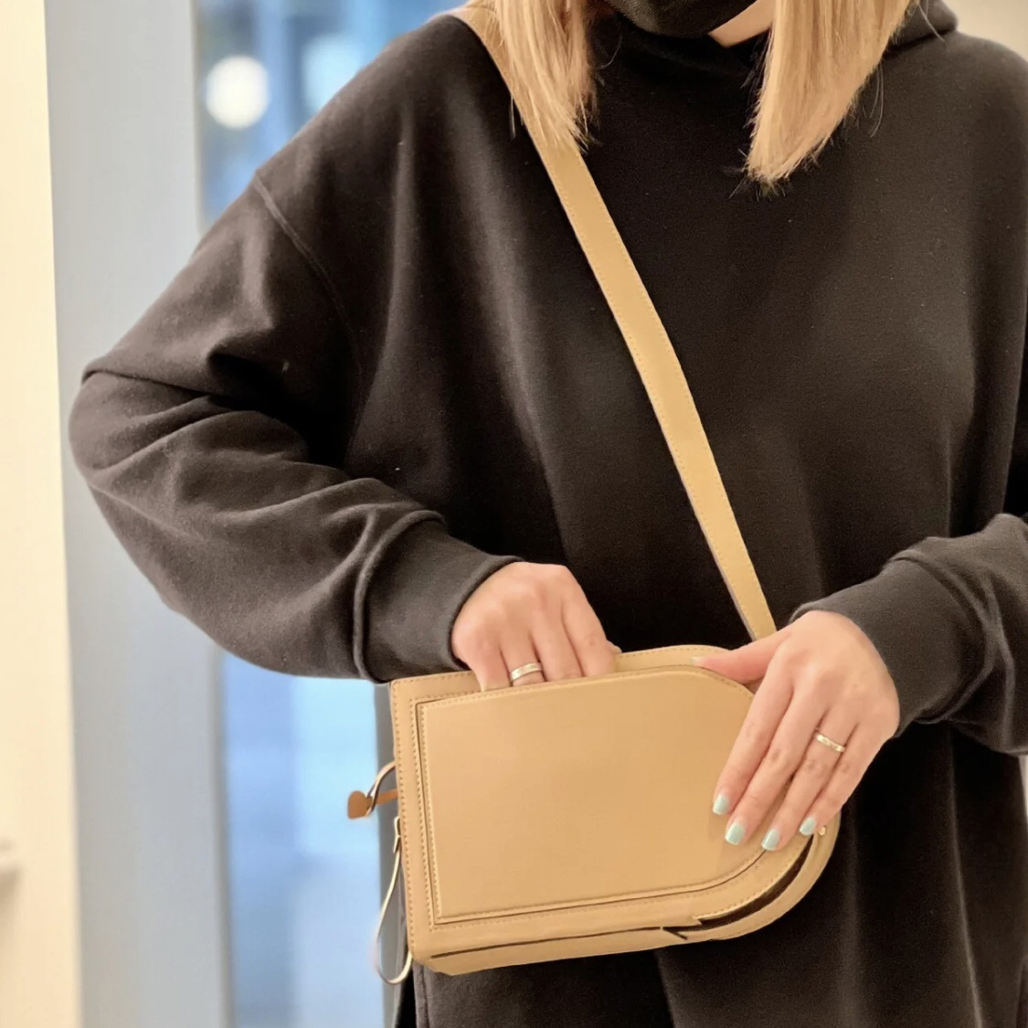 DELVAUX 델보 핀 크로스백 오버 99125066