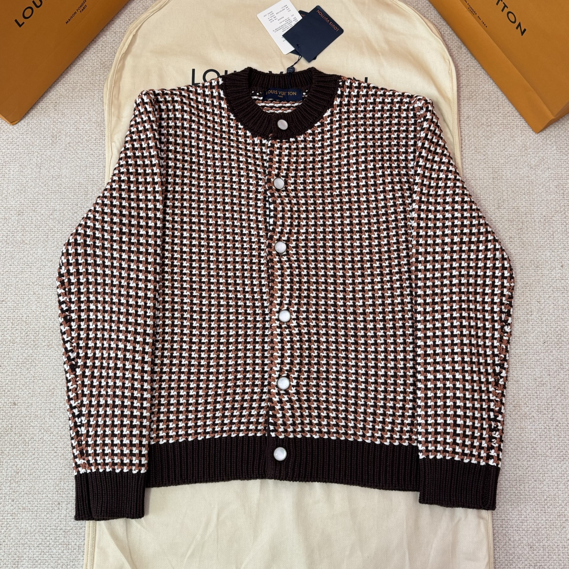 LOUIS VUITTON 루이비통 가디건 니트 1AJUCC #1735616