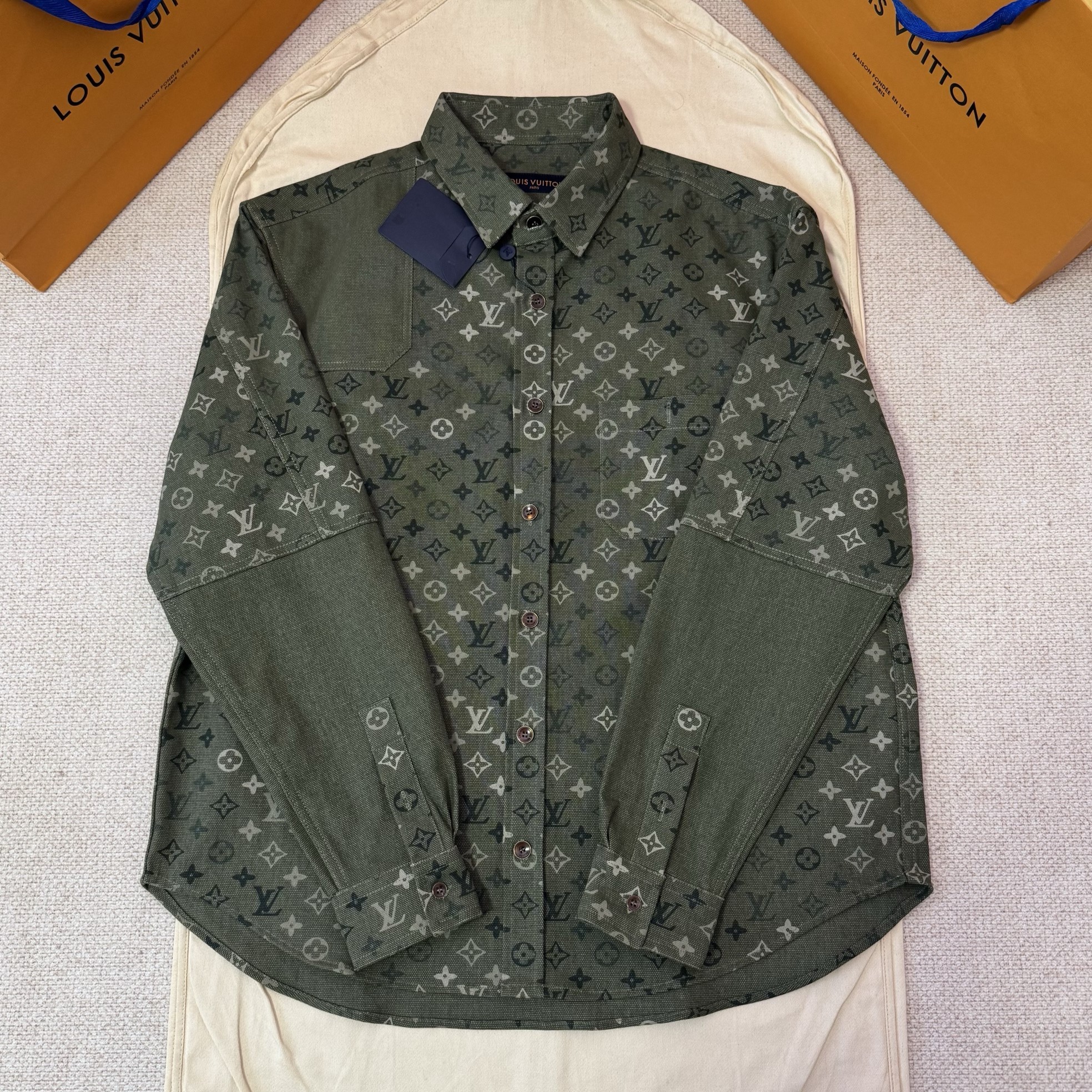 LOUIS VUITTON 루이비통 워크웨어 자켓식 셔츠 1AJC48 #15586113