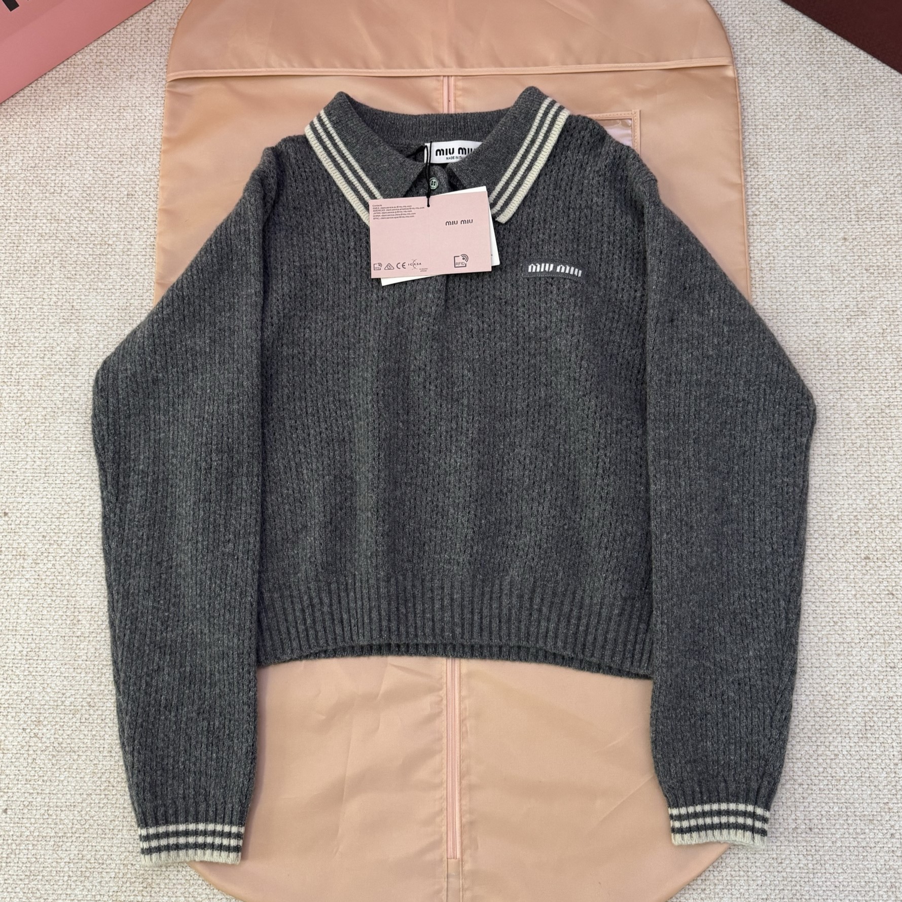 MIUMIU 미우미우 양모긴팔 폴로셔츠 #16376113