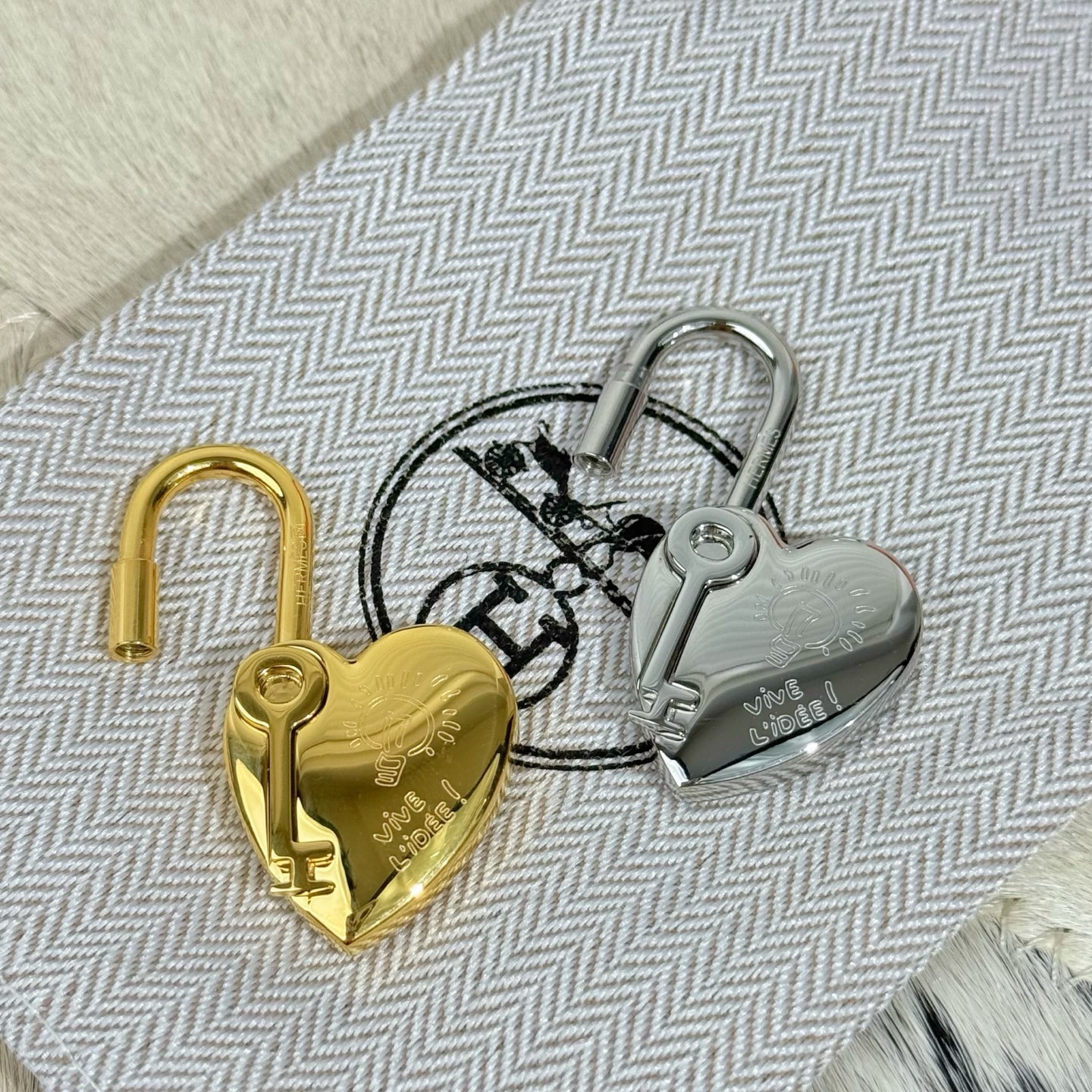 HERMES 에르메스 백참(백꾸) 하트 #15340122