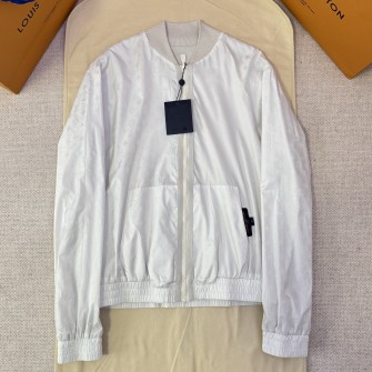 LOUIS VUITTON 루이비통 모노그램 리버서블 라이트 보머 자켓 1AAU4P #15526127