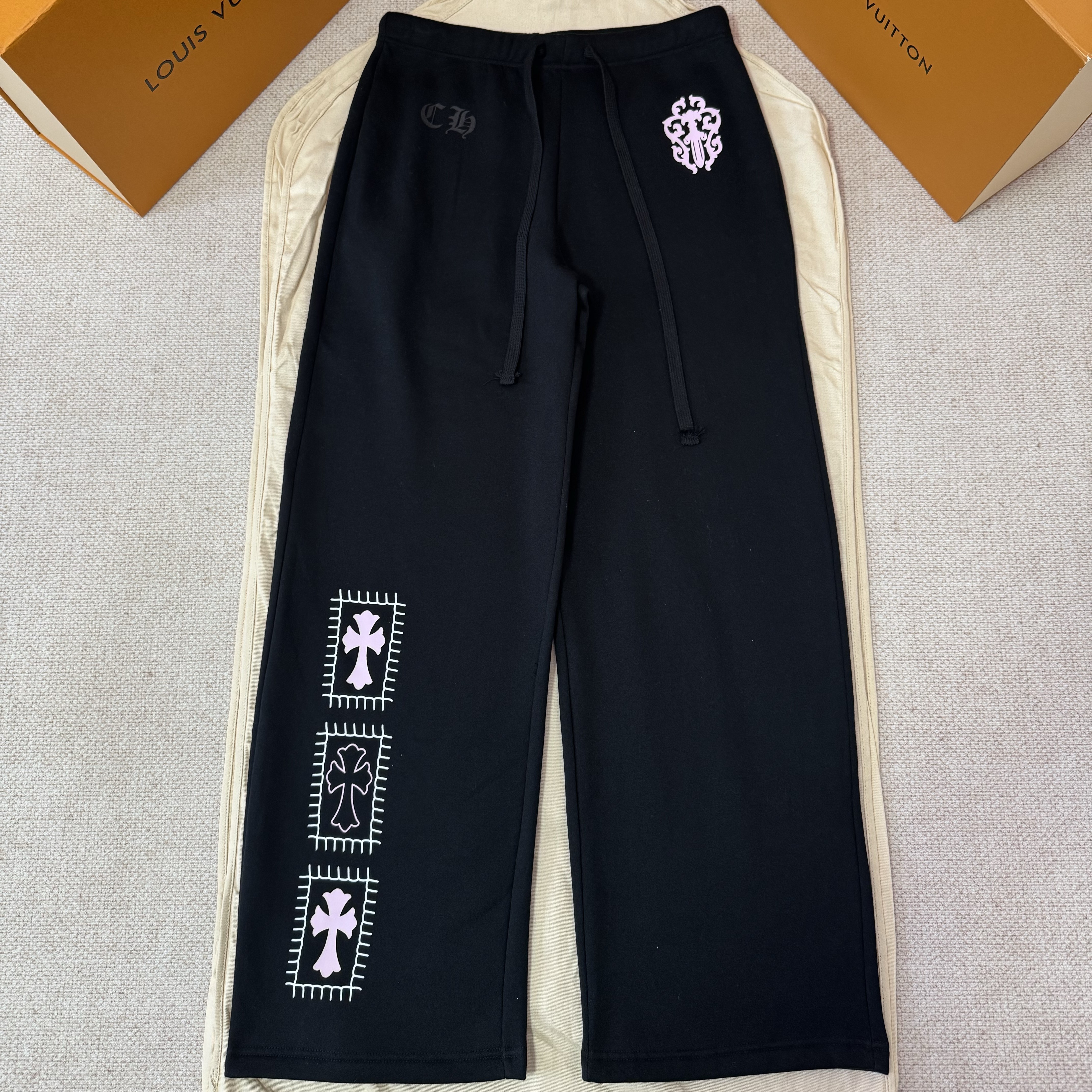 CHROME HEARTS 크롬하츠  x 데들리 돌(Chrome Hearts x Deadly Doll) 스웻팬츠 #16326127