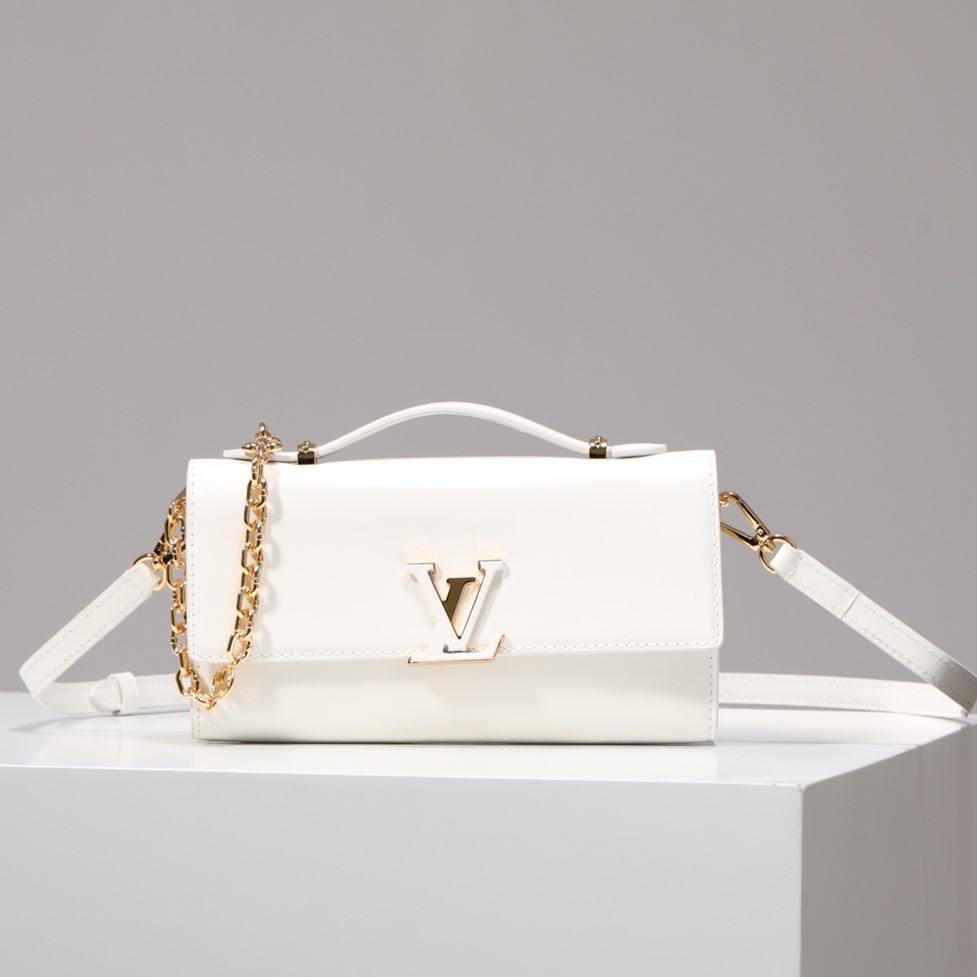 LOUIS VUITTON 루이비통 WALLET ON CHAIN CAPUCINES M12605 {한정시간특가}