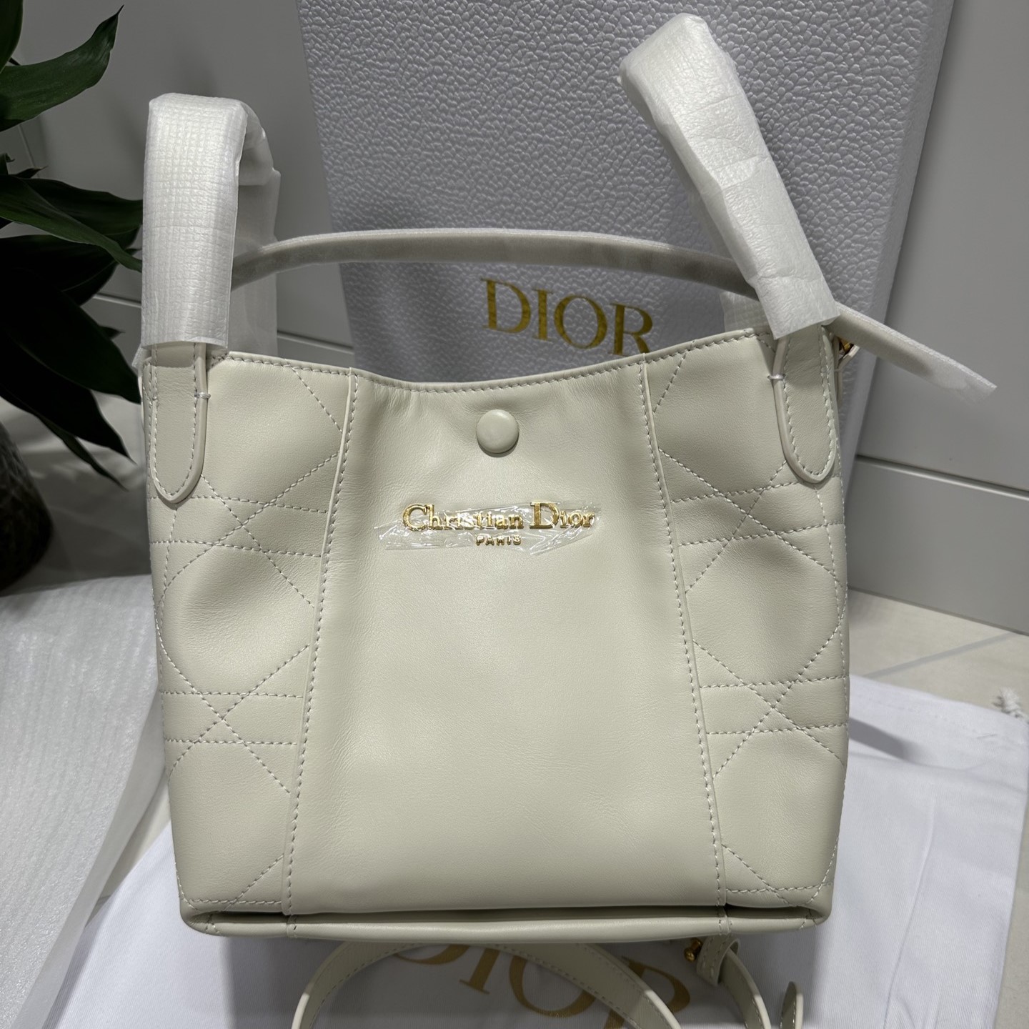 DIOR 디올 #2029621