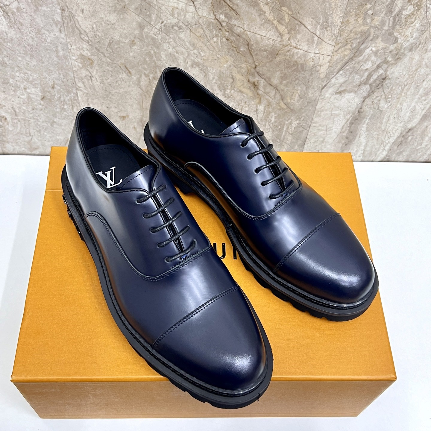 LOUIS VUITTON 루이비통 남자구두 #15346227