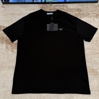 PRADA 프라다 에나멜 트라이앵글 로고 코튼 티셔츠 #506312