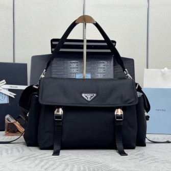 PRADA 프라다 리나일론 익스프로러 메신저 숄더백 42cm 2VD082