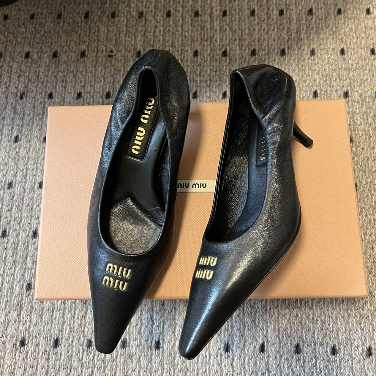 MIU MIU 미우미우 가죽 펌프스 #16116316