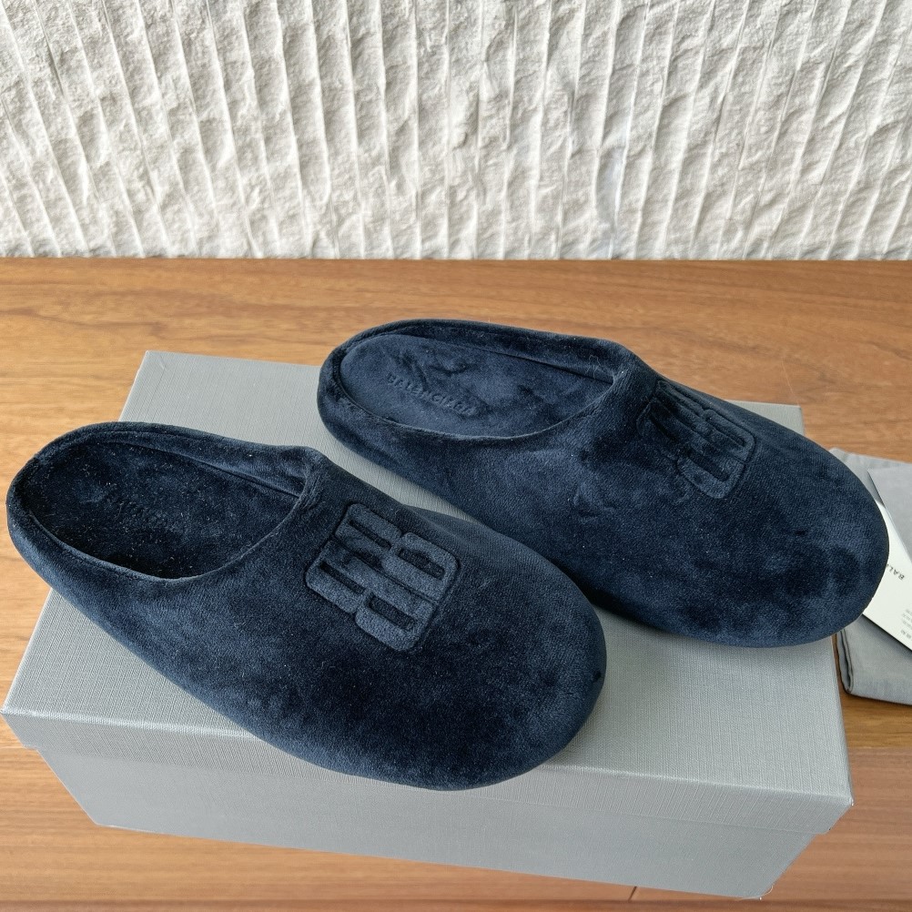 BALENCIAGA 발렌시아가 샤토 플랫 뮬 #2127642