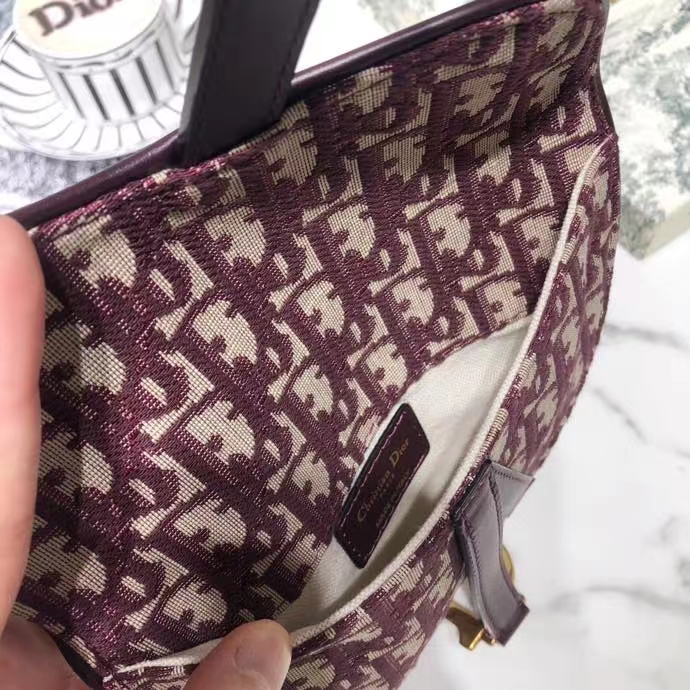 DIOR 디올