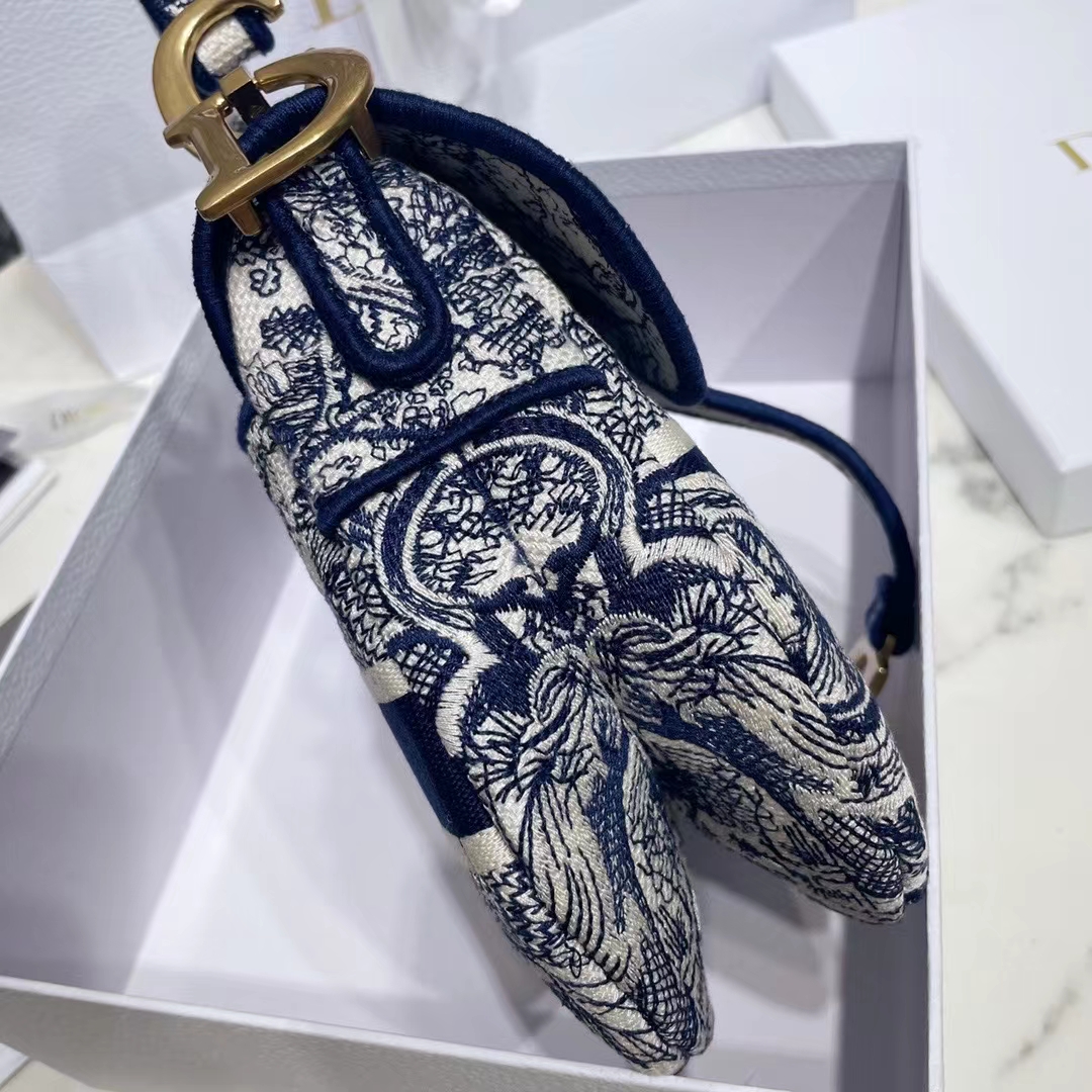 DIOR 디올