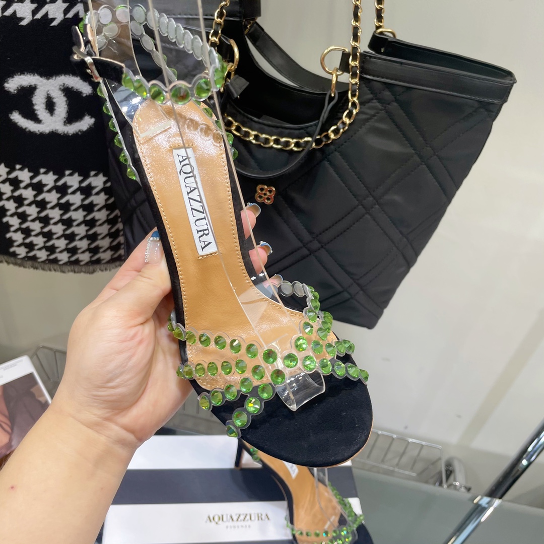 AQUAZZURA